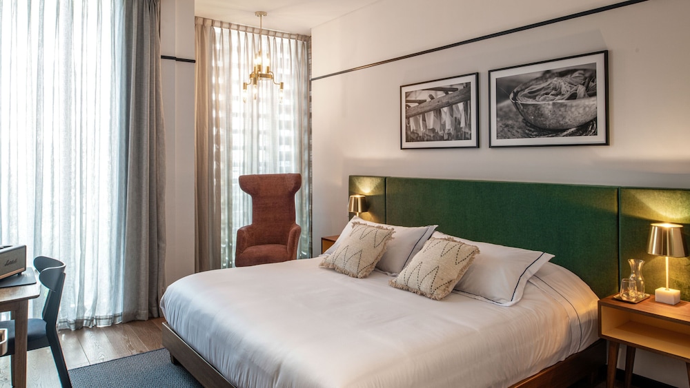 HAB Hotel 18/69