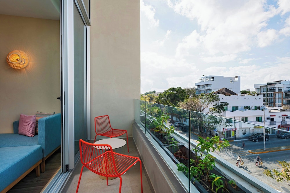 Aloft Playa Del Carmen 25/46