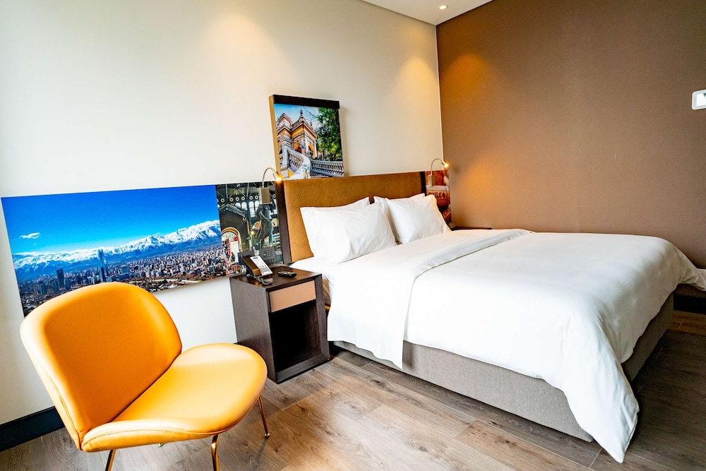 غرفة بزنس بسرير كوين لذوي الإعاقة، Hampton by Hilton Santiago Las Condes 5/9