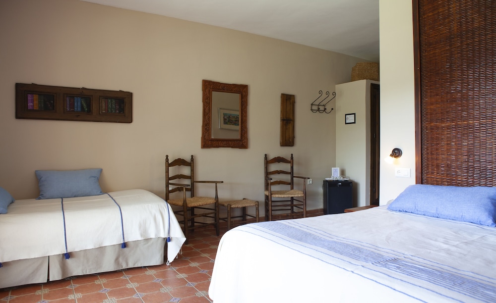 CORTIJO DE SALIA 6/32
