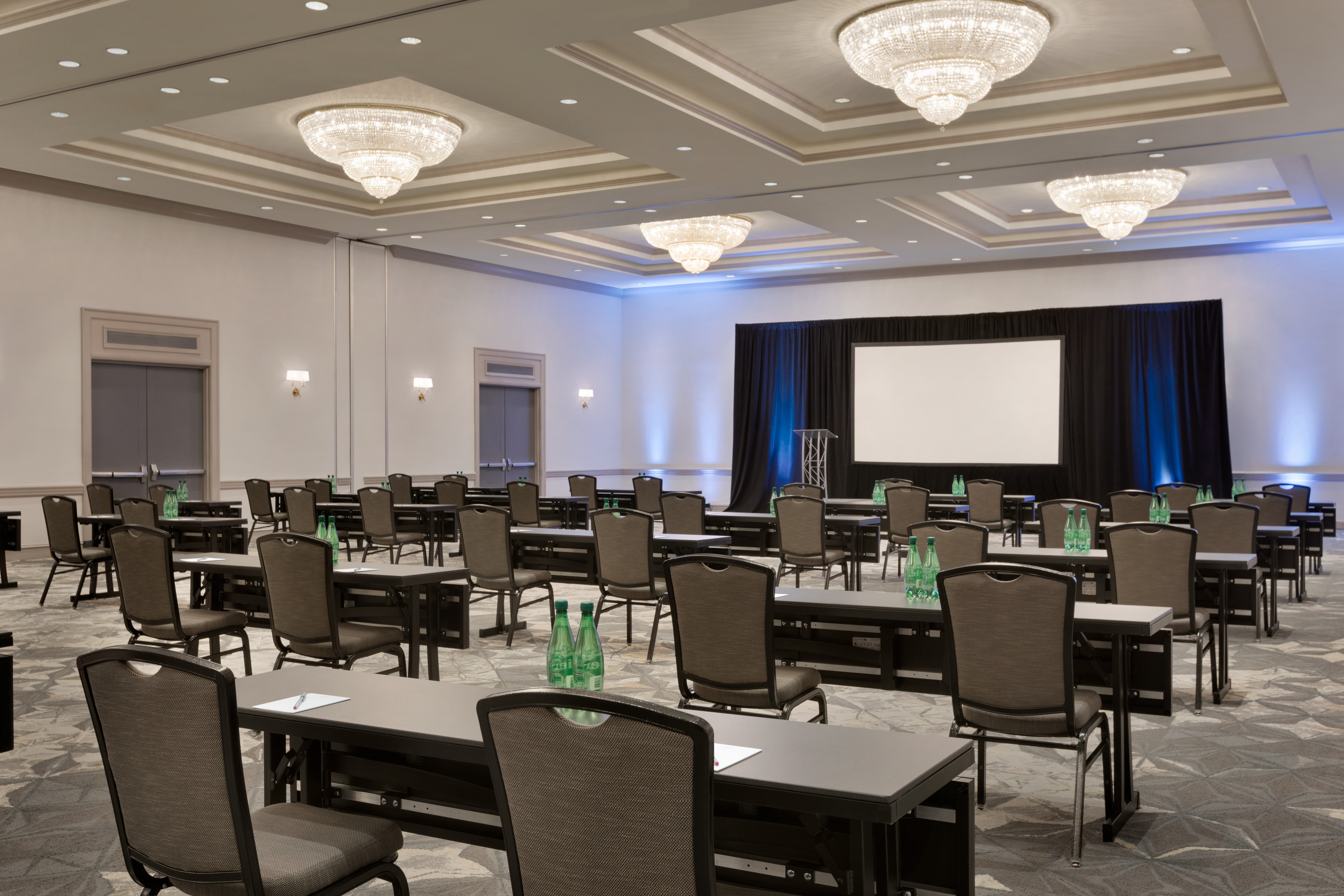 Crowne Plaza College Park Washington DC 62/79