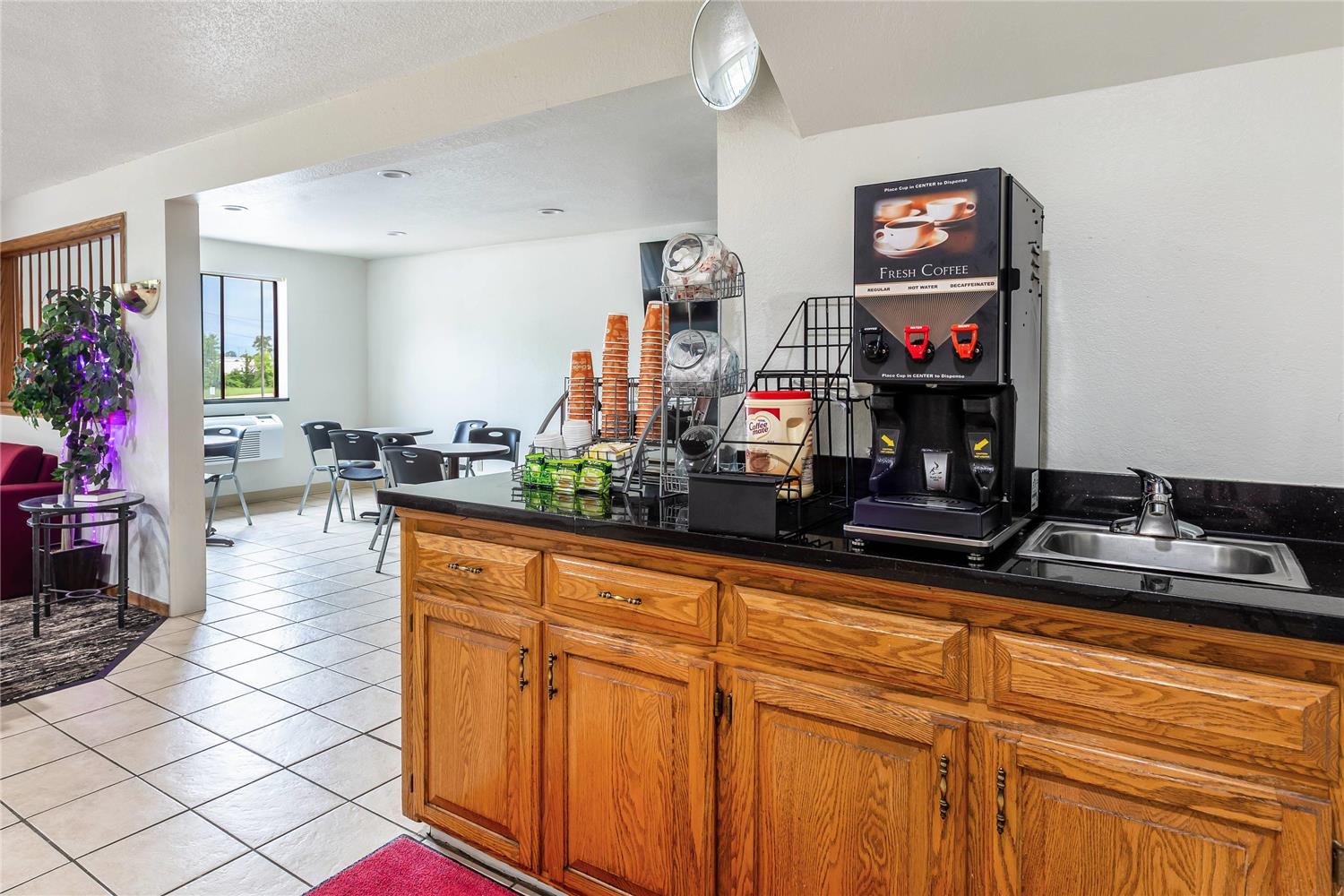 Quality Inn & Suites Howe - Sturgis 14/33