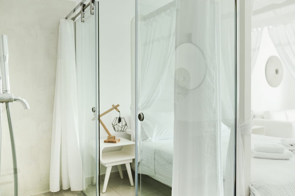 Astro Palace Suites And Spa 69/73
