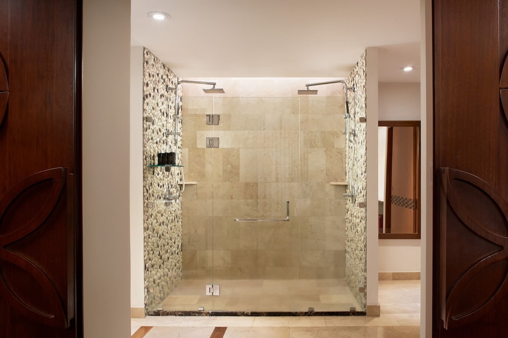 Westin, Club, 2 Double Beds, Adult Only، The Westin Golf Resort And Spa Playa Conchal 5/5