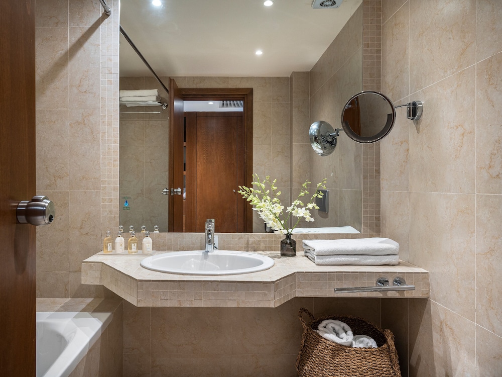 Maisonette, 1 Double and 2 Bunk Beds, Garden View، Creta Palace, A Resort to Live 4/4