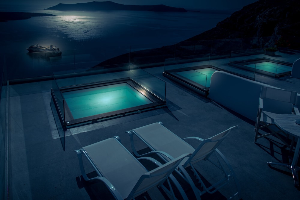 Kratiras View Luxury Suites 5/50