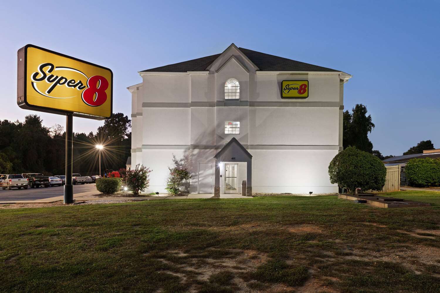 Super 8 By Wyndham Harbison Parkridge Hospital 1/30