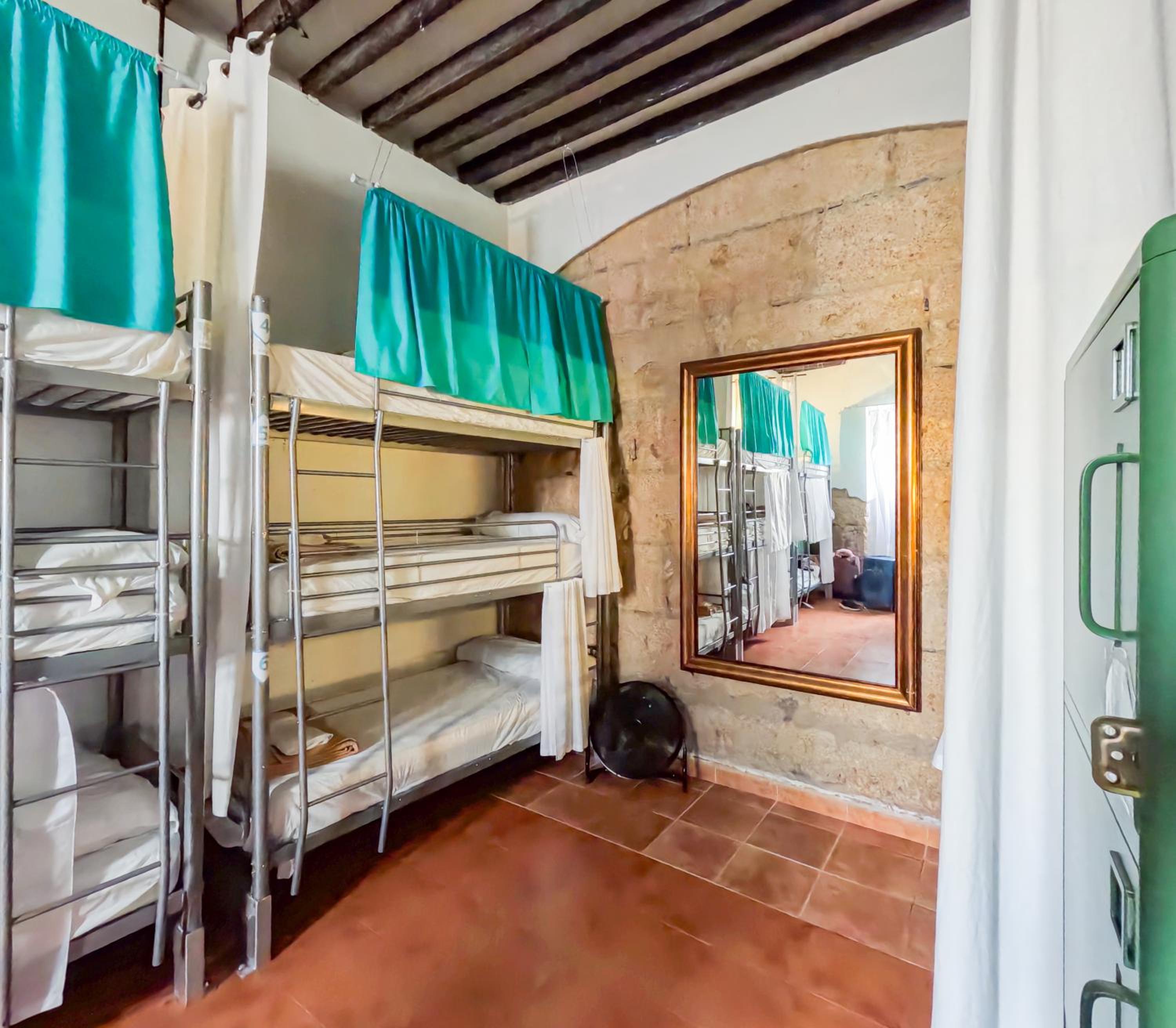 Ashavana Nest Hostel 26/26