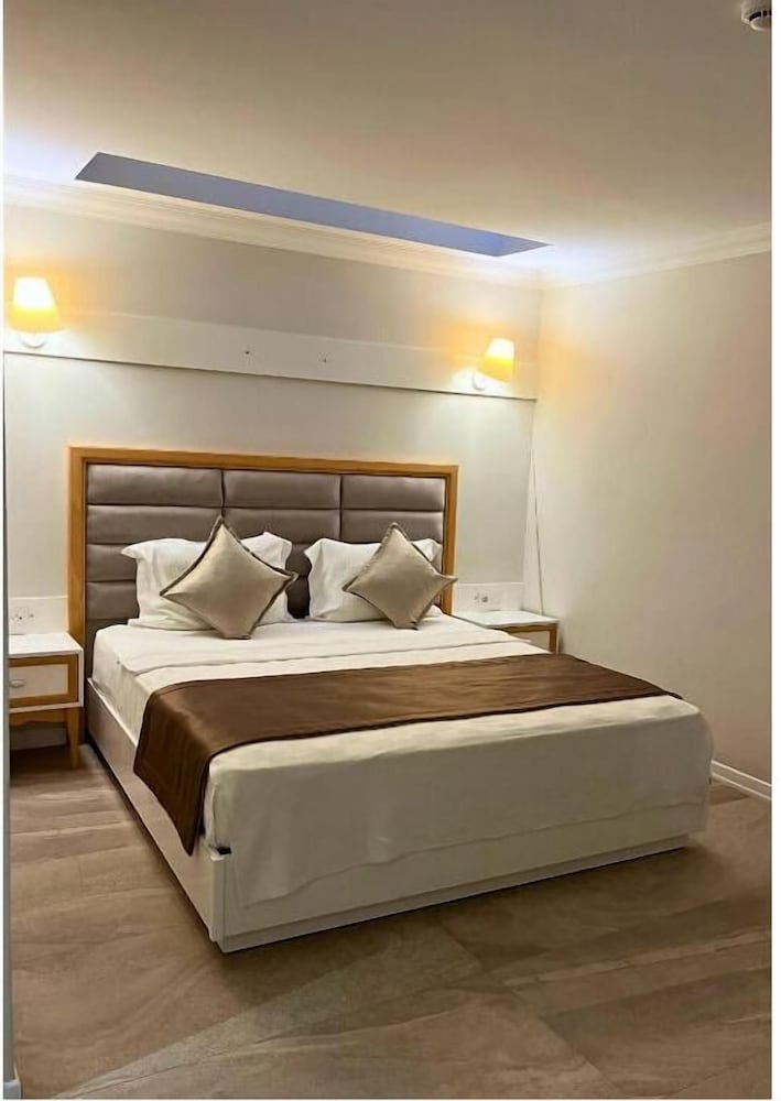 As Hotel Cesme 18/50