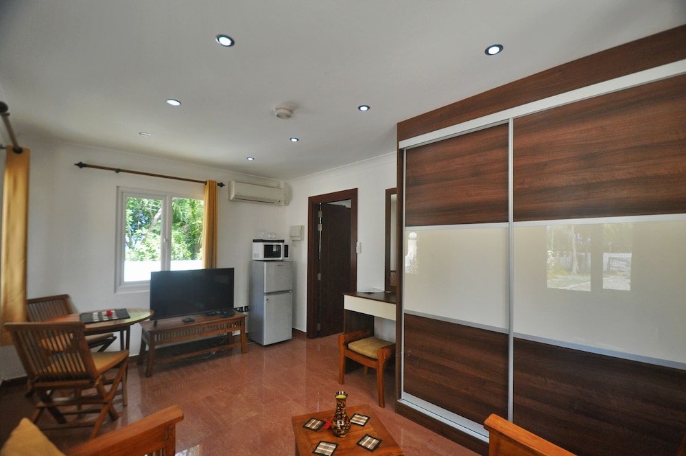 Yasad Luxury Beach Residence 32/50