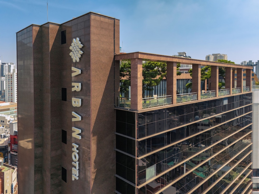 Arban Hotel 3/67