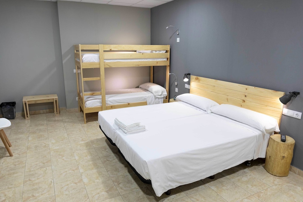 Albergue Alda Estella Hostel 18/61