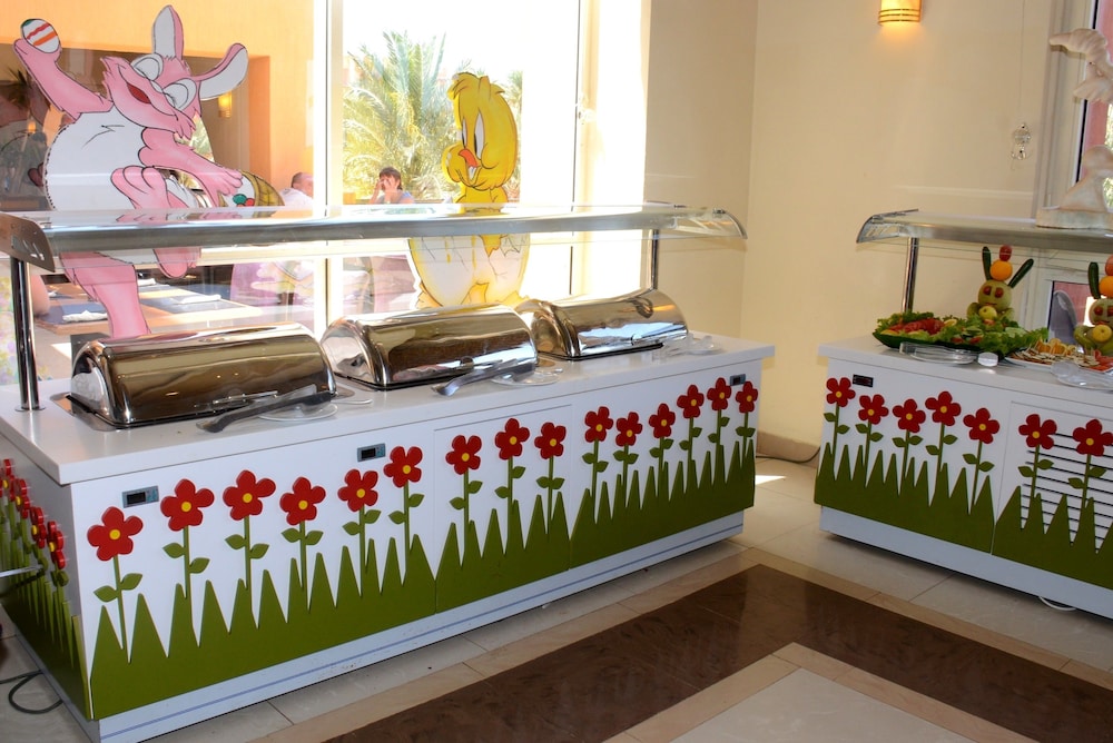 Rehana Royal Beach Resort and Spa 49/68