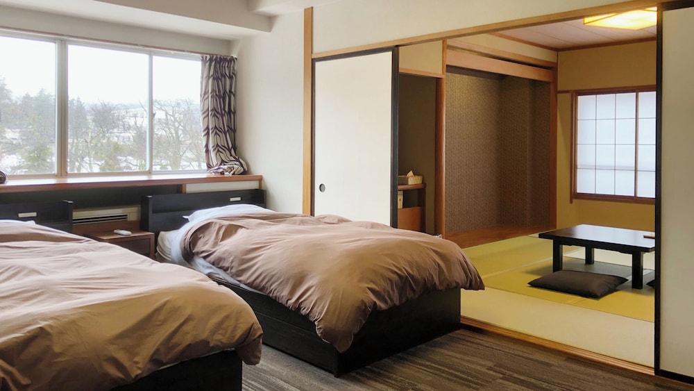 JAPANESE WESTERN, STANDARD, NO VIEW