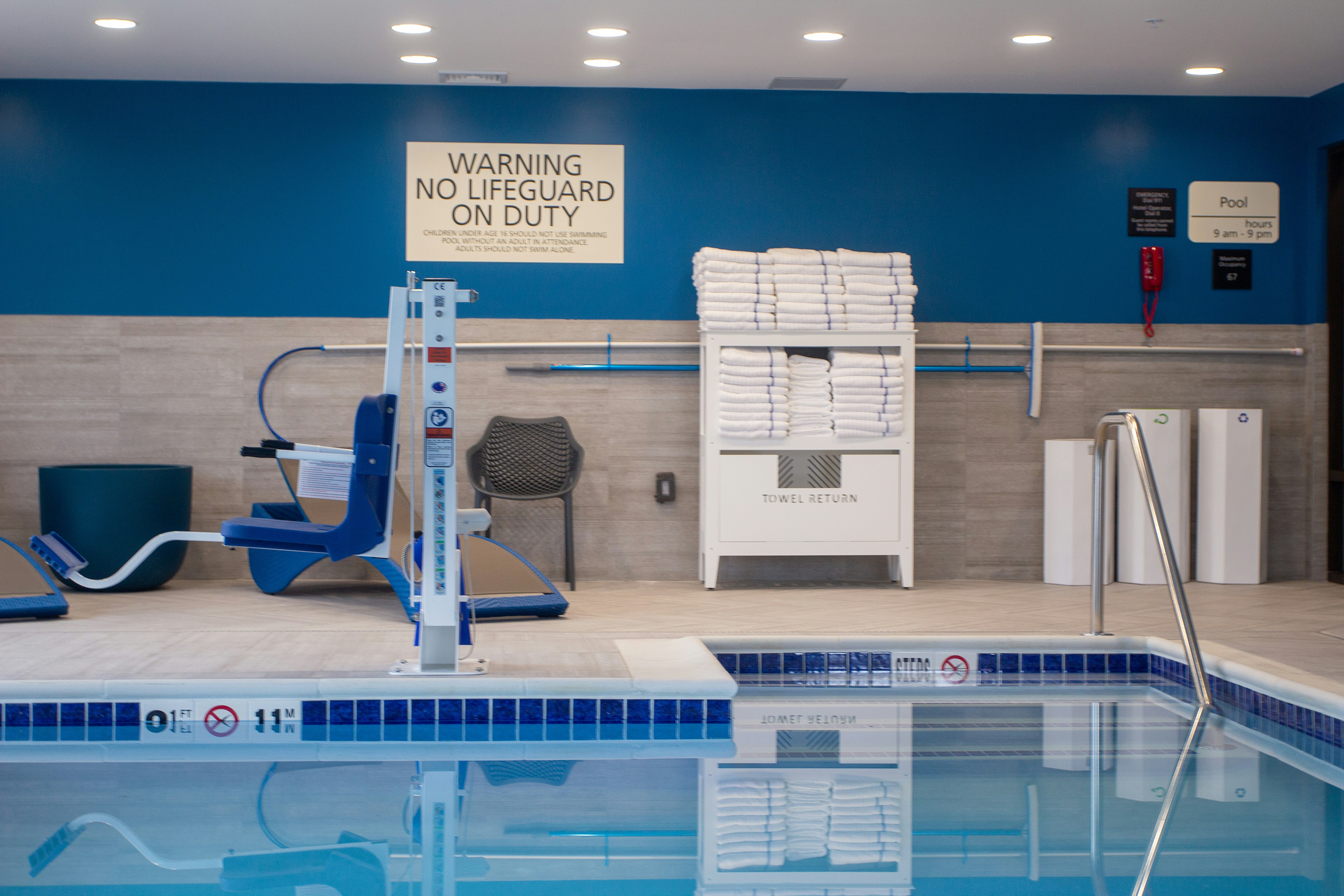 Hampton Inn Suites North Attleboro 15/34