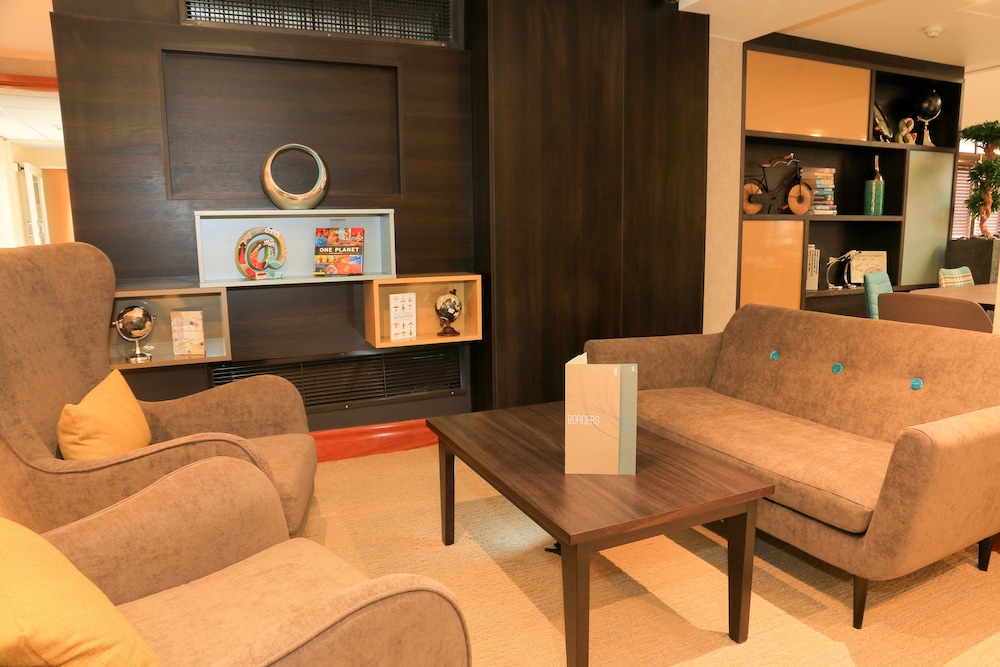 Mercure London Heathrow 47/68