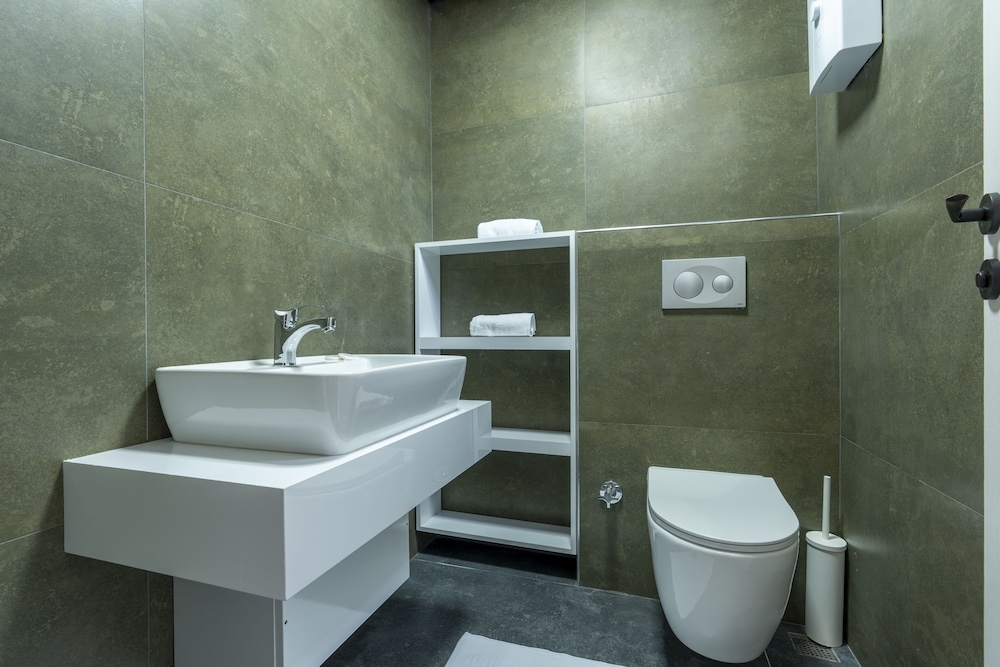 La Veranda Villas 24/25