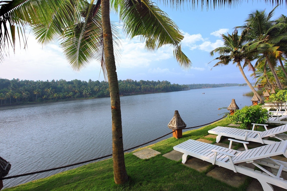 Fragrant Nature Backwater Resort & Ayurveda Spa 45/50
