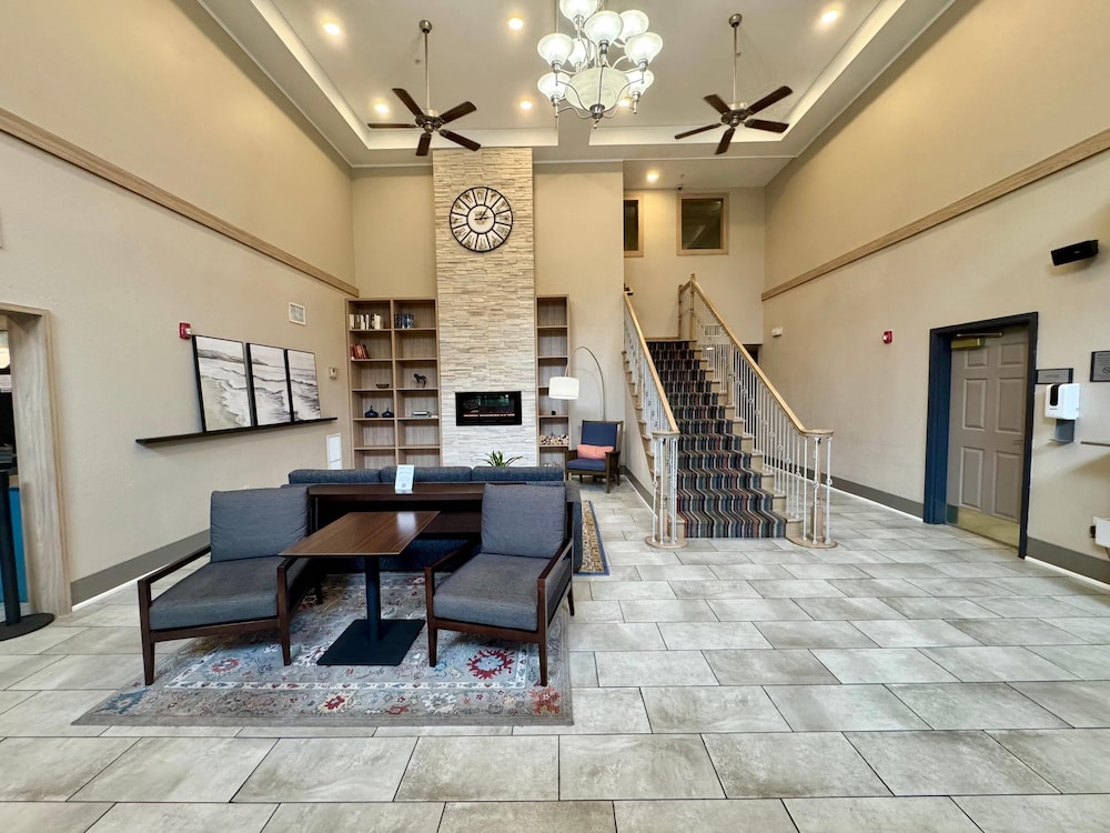 Country Inn & Suites by Radisson, Port Charlotte, FL 21/30