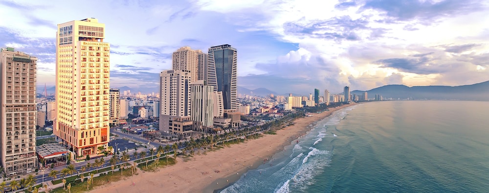 Balcona Hotel Da Nang 67/72