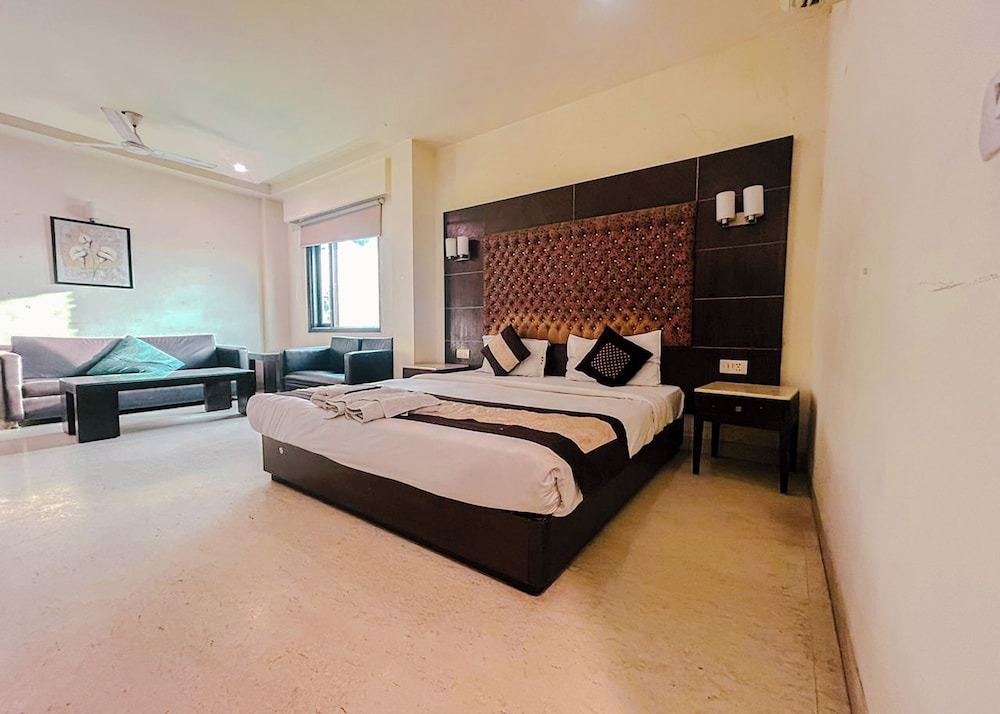 Metropolis Guest House 16/50
