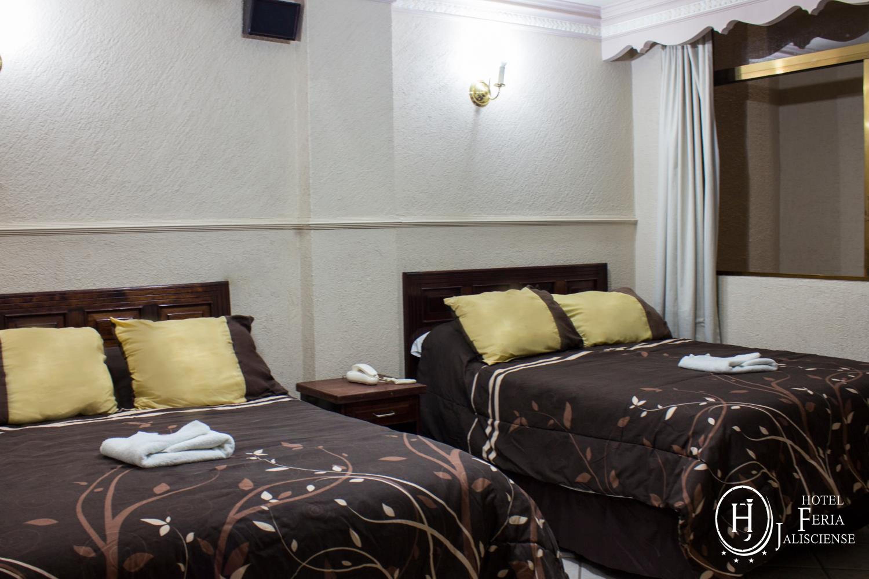 Hotel Feria Jalisciense 24/37