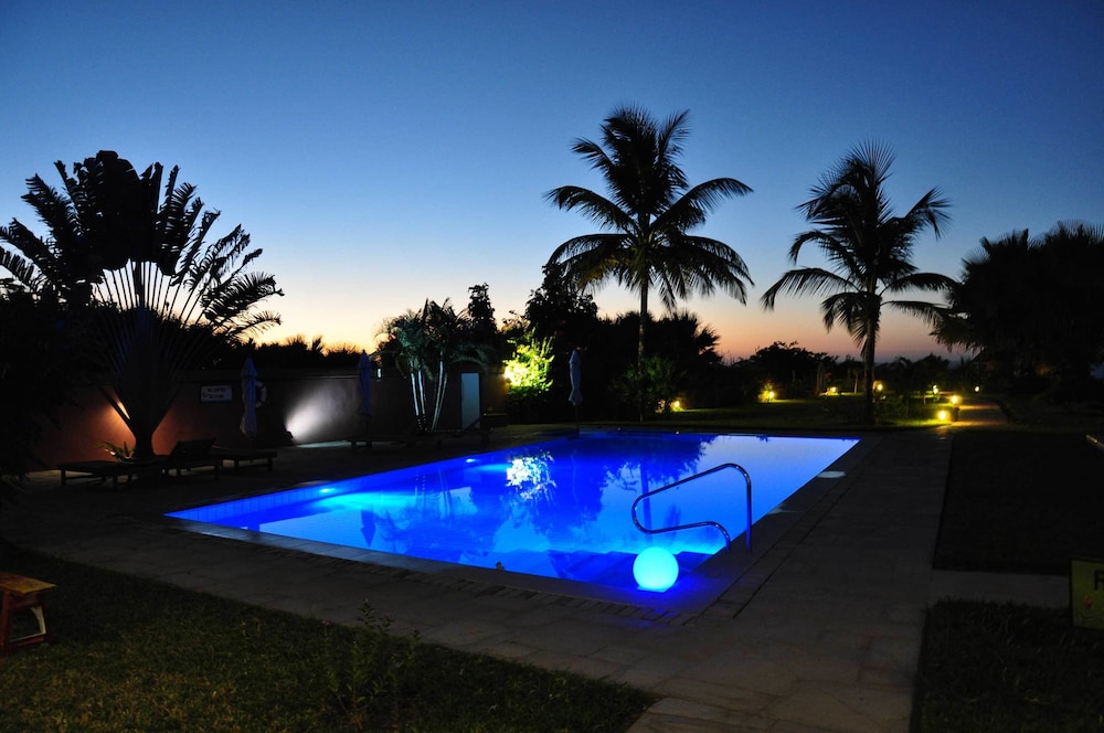 Leo S Beach Hotel Restaurant Adults Only 36/39