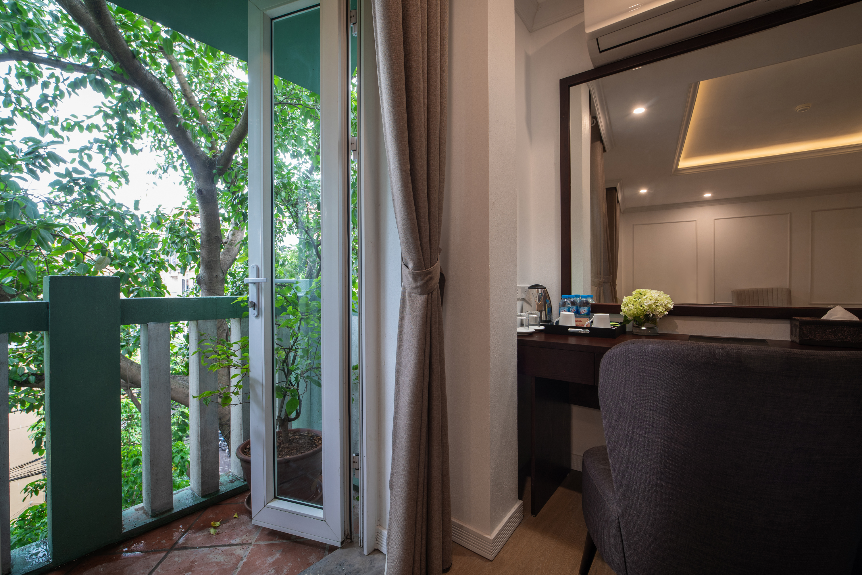 Hanoian Central Hotel and Spa 22/50