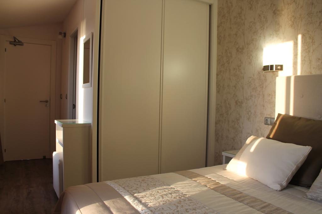 HOTEL MAROLA 10/22