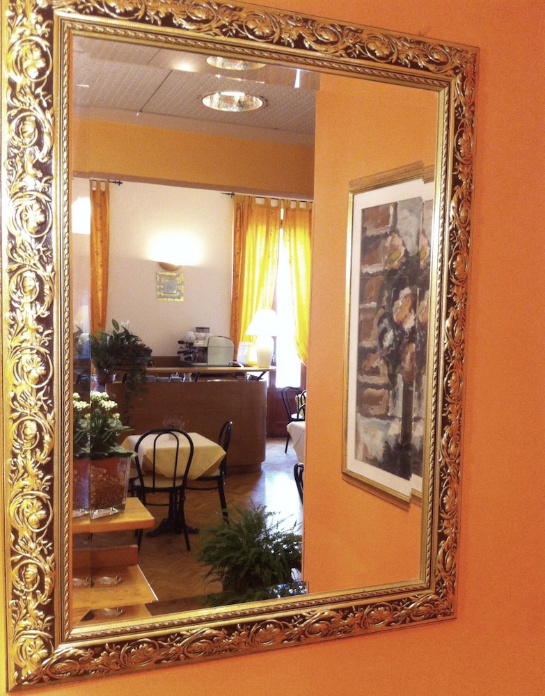 HOTEL LEOPOLDA 10/50