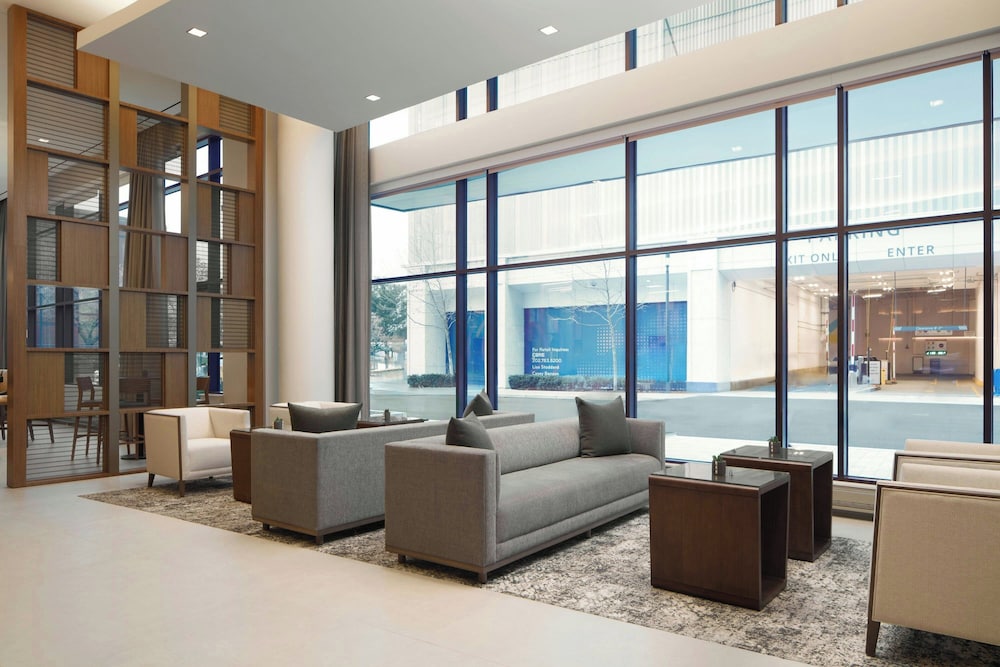 AC Hotel by Marriott Reston 19/36