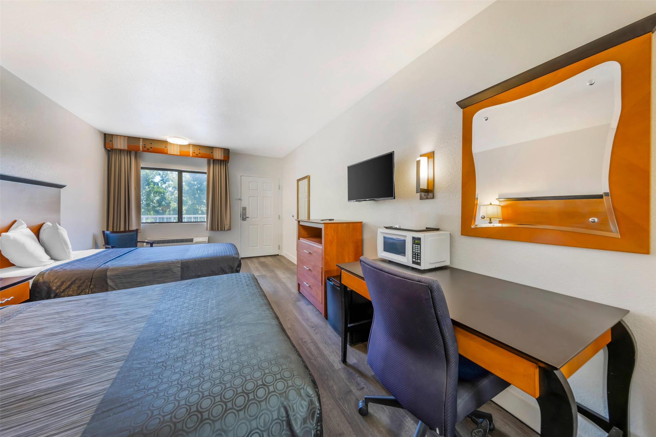 غرفة بسريرين مزدوجين، Rodeway Inn At Nevada State Capitol 3/4
