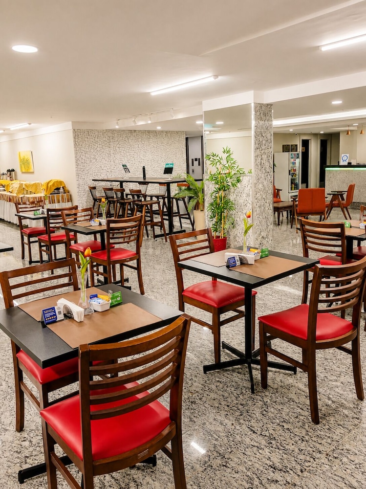 Hotel Golden Park Rio de Janeiro Aeroporto By Nacional Inn 59/74