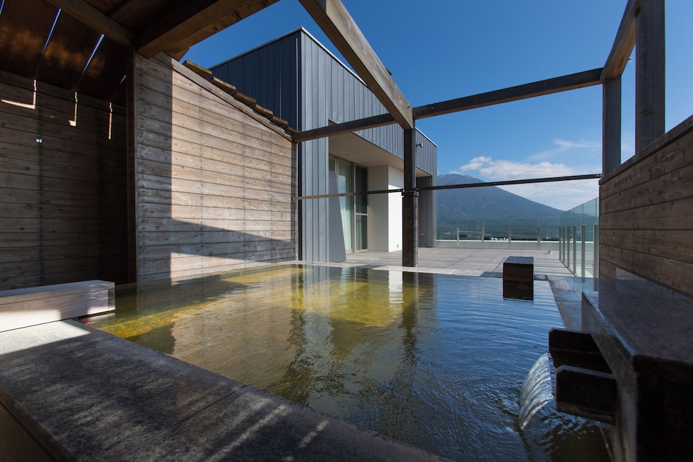 Chalet Ivy Hirafu 20/48