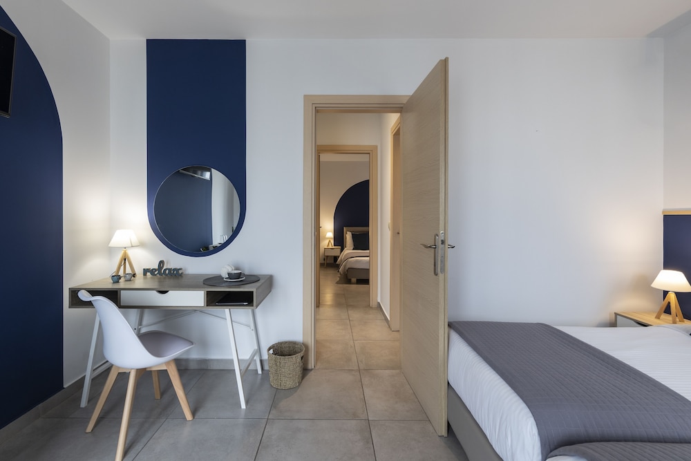 Hotel Kontes 34/65