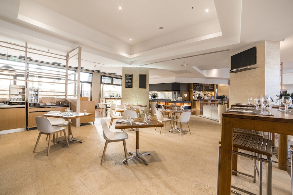 Courtyard Marriott Paris La Defense West Colombes 33/43