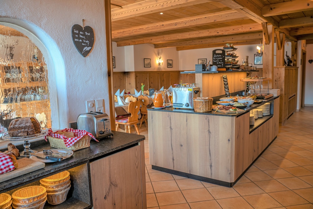 Sweet Cherry Boutique Guesthouse Tyrol 17/28