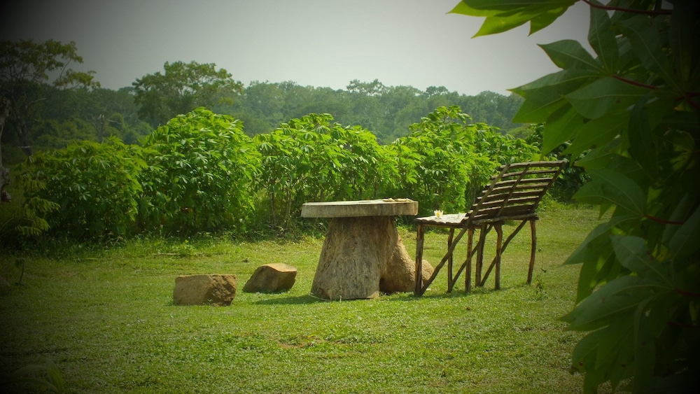Jungle House Yala 40/50