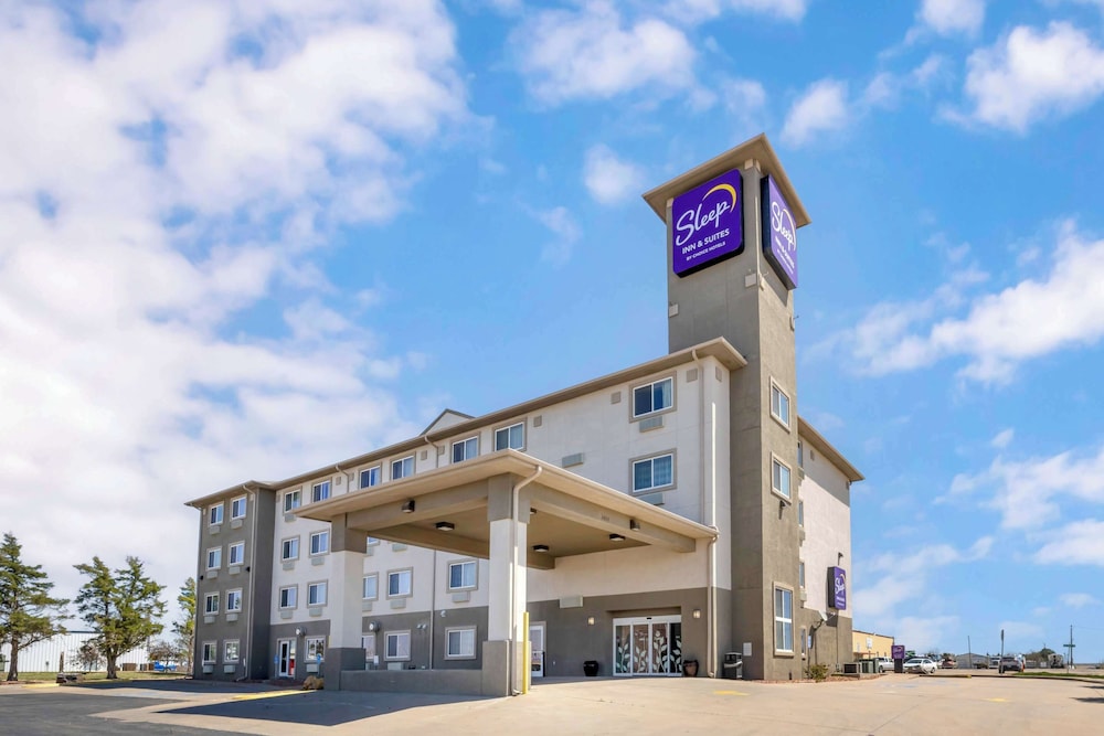 Sleep Inn & Suites Hays I-70 2/59