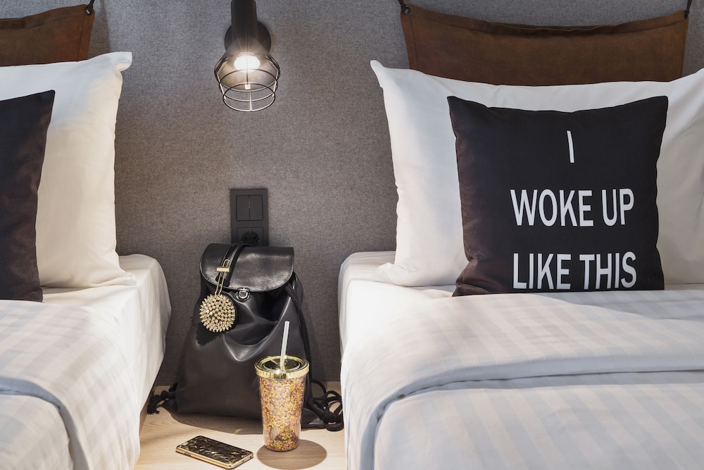 MOXY FRANKFURT CITY CENTER 19/45