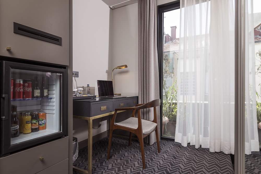 Nabu Hotel 7/69