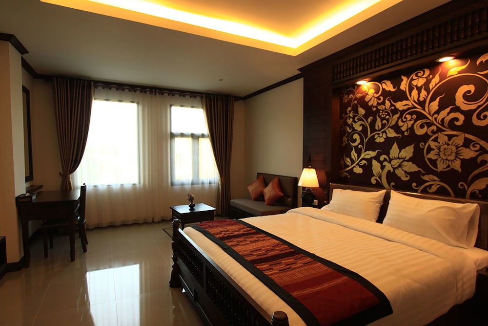 Baan Ratchiangsaen 10/56