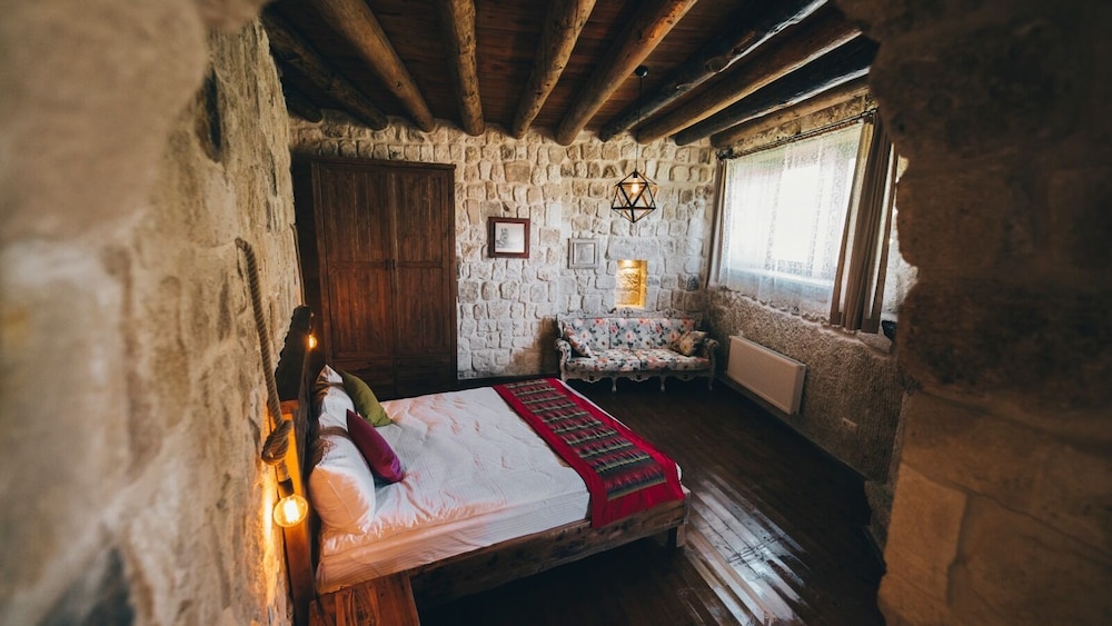 CAPPADOCIA OLD HOUSES 21/49