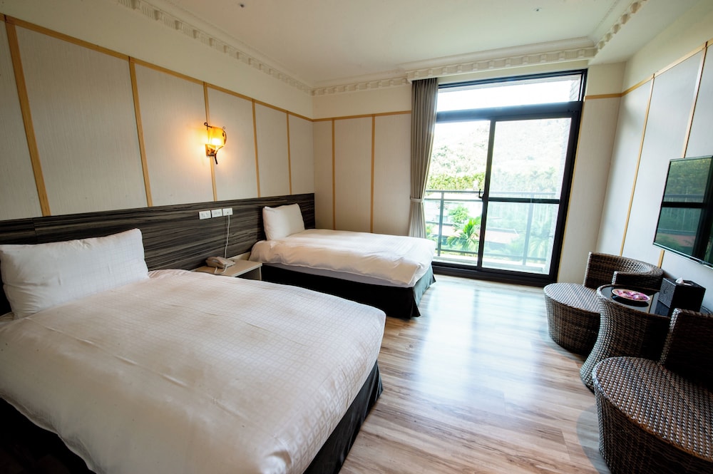 STANDARD, TWIN BEDS