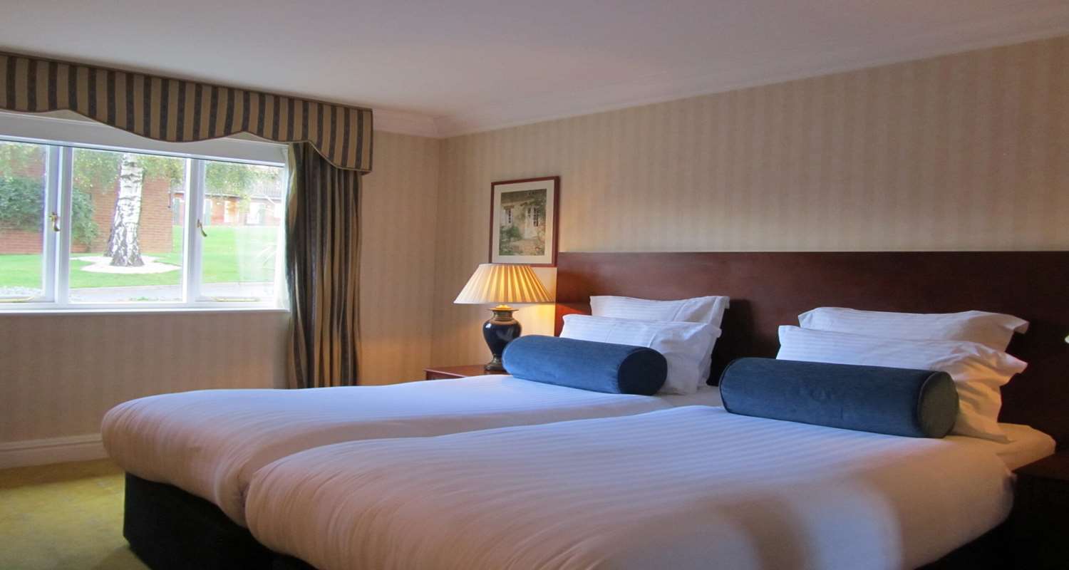 Executive, Twin Beds