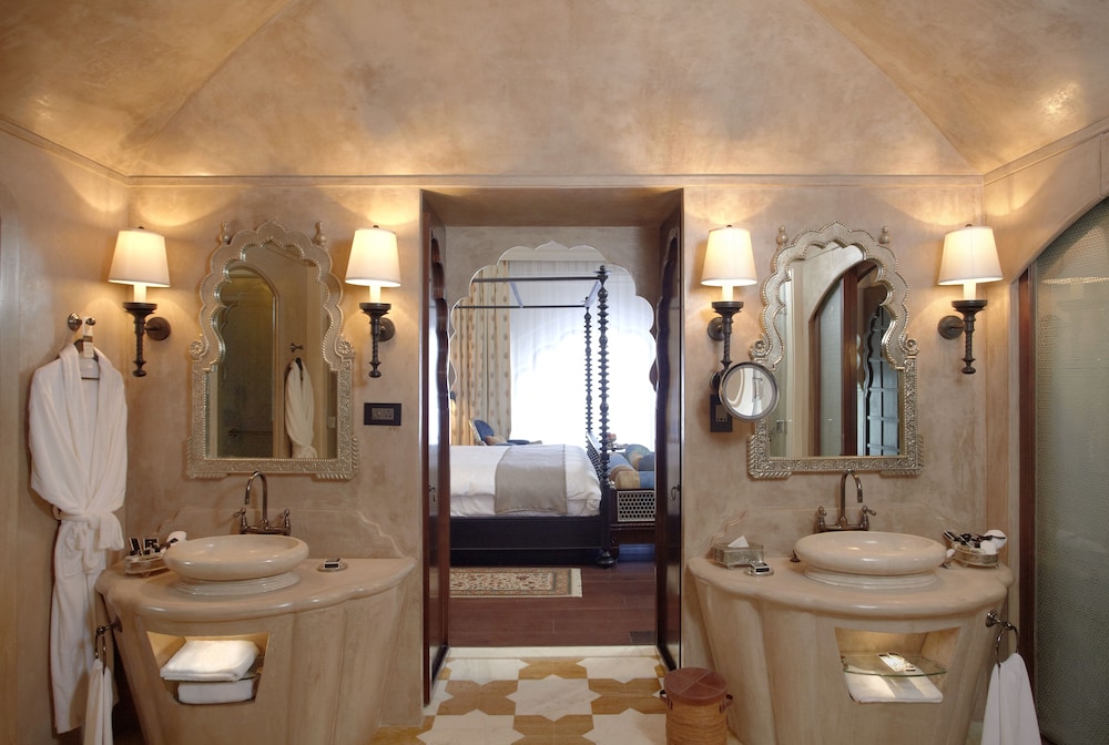 Fairmont Jaipur 49/50