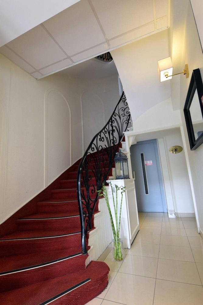 Hotel Alyss Saphir Cambronne Eiffel 37/49