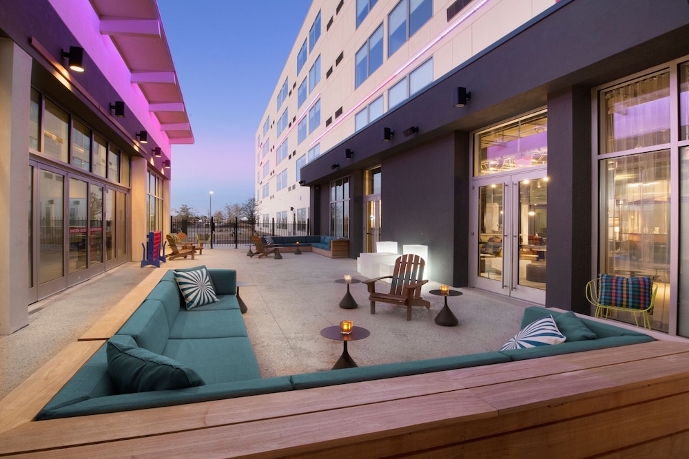Aloft Lubbock 14/26