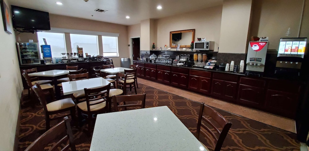 Best Western Executive Inn and Suites 26/29