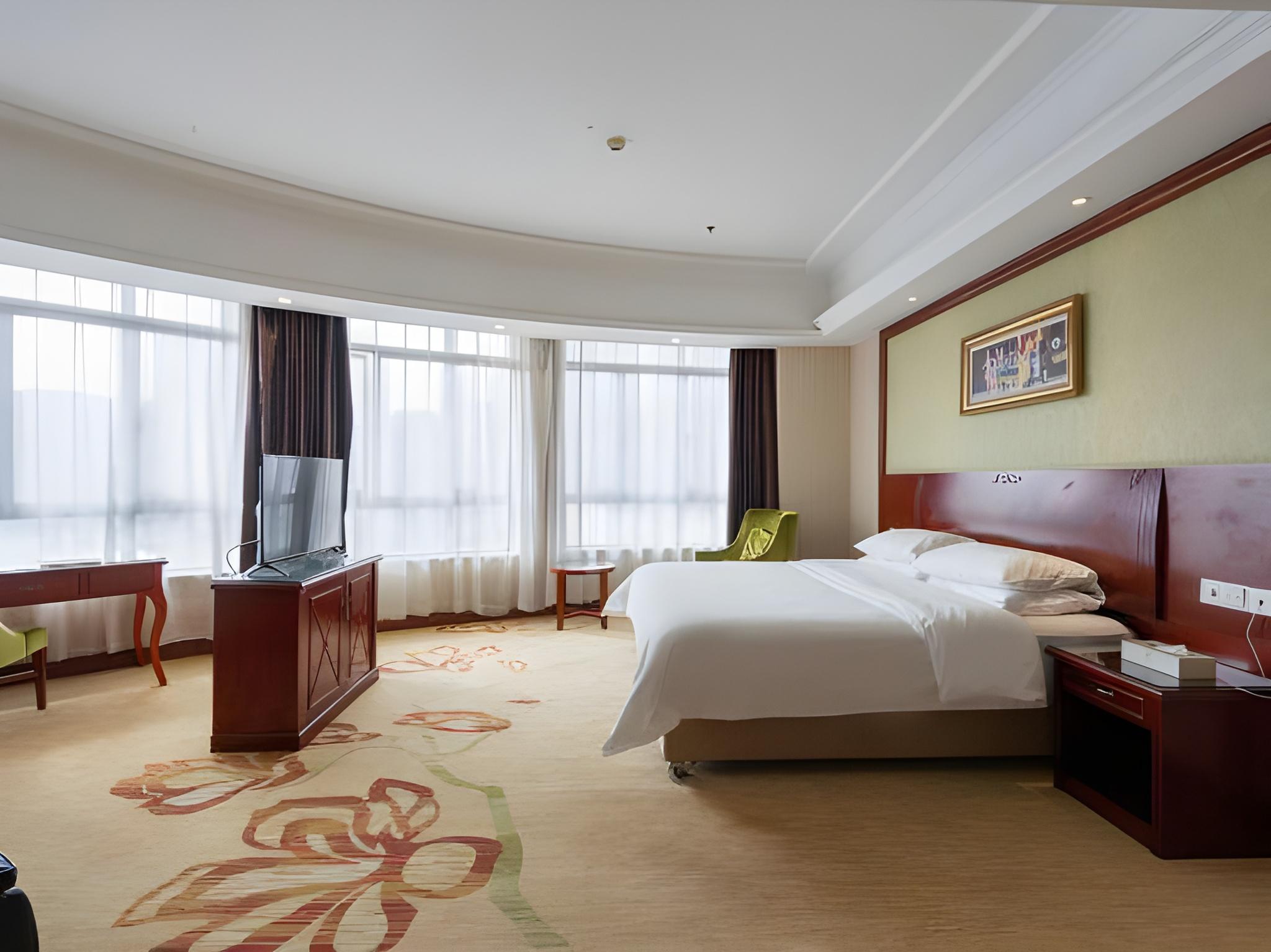 Vienna Hotel Guangzhou Nansha Jinzhou Branch 12/18
